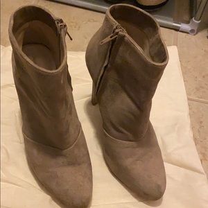 Zara taupe suede booties size 37